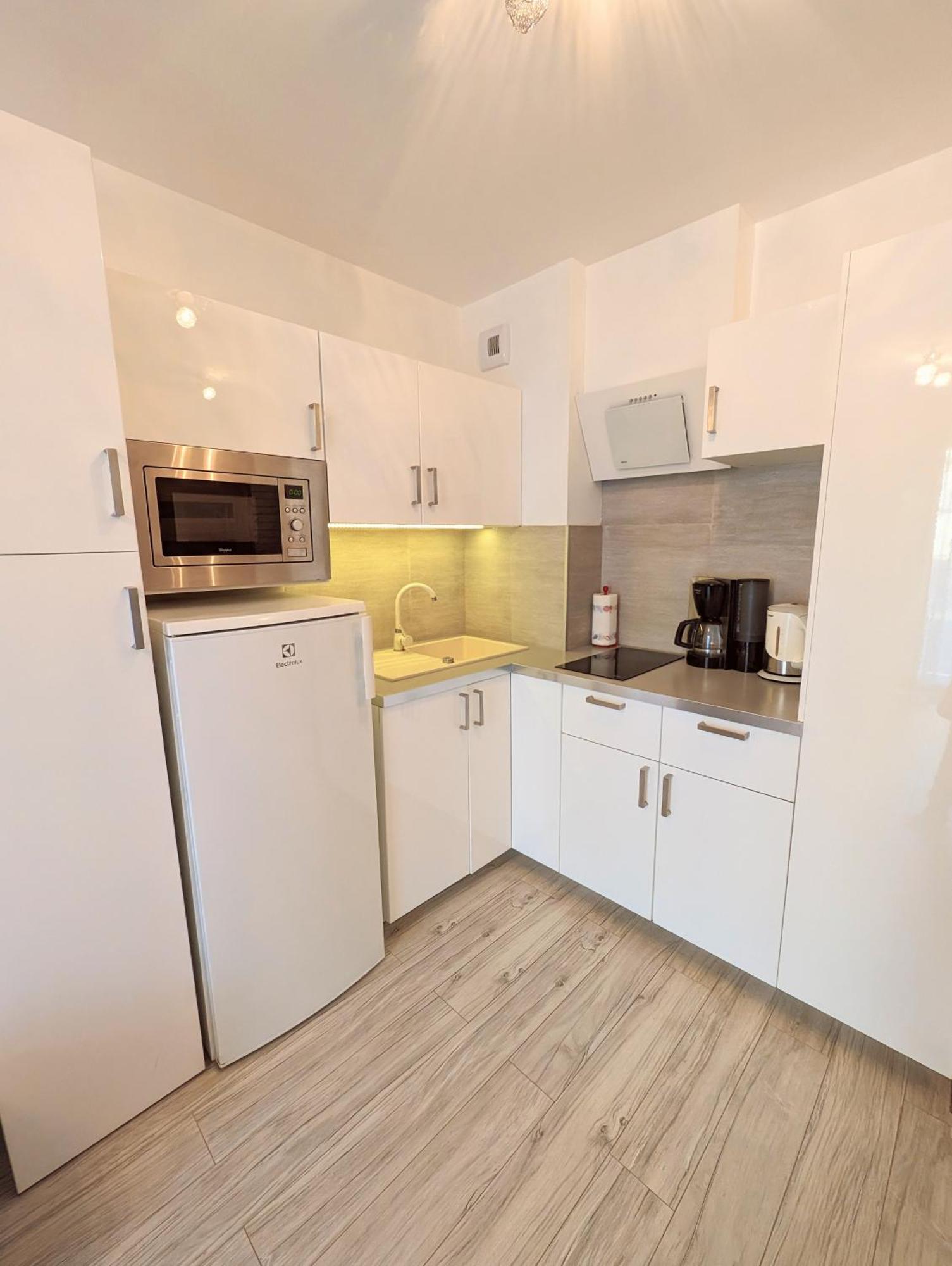 Sea Suite, 150 Meters To Beach, Baltic Apartment
